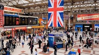 A Walk Through The London Victoria Station London England [upl. by Ramaj146]